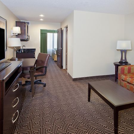 Holiday Inn Express Rome-East By Ihg Exteriör bild