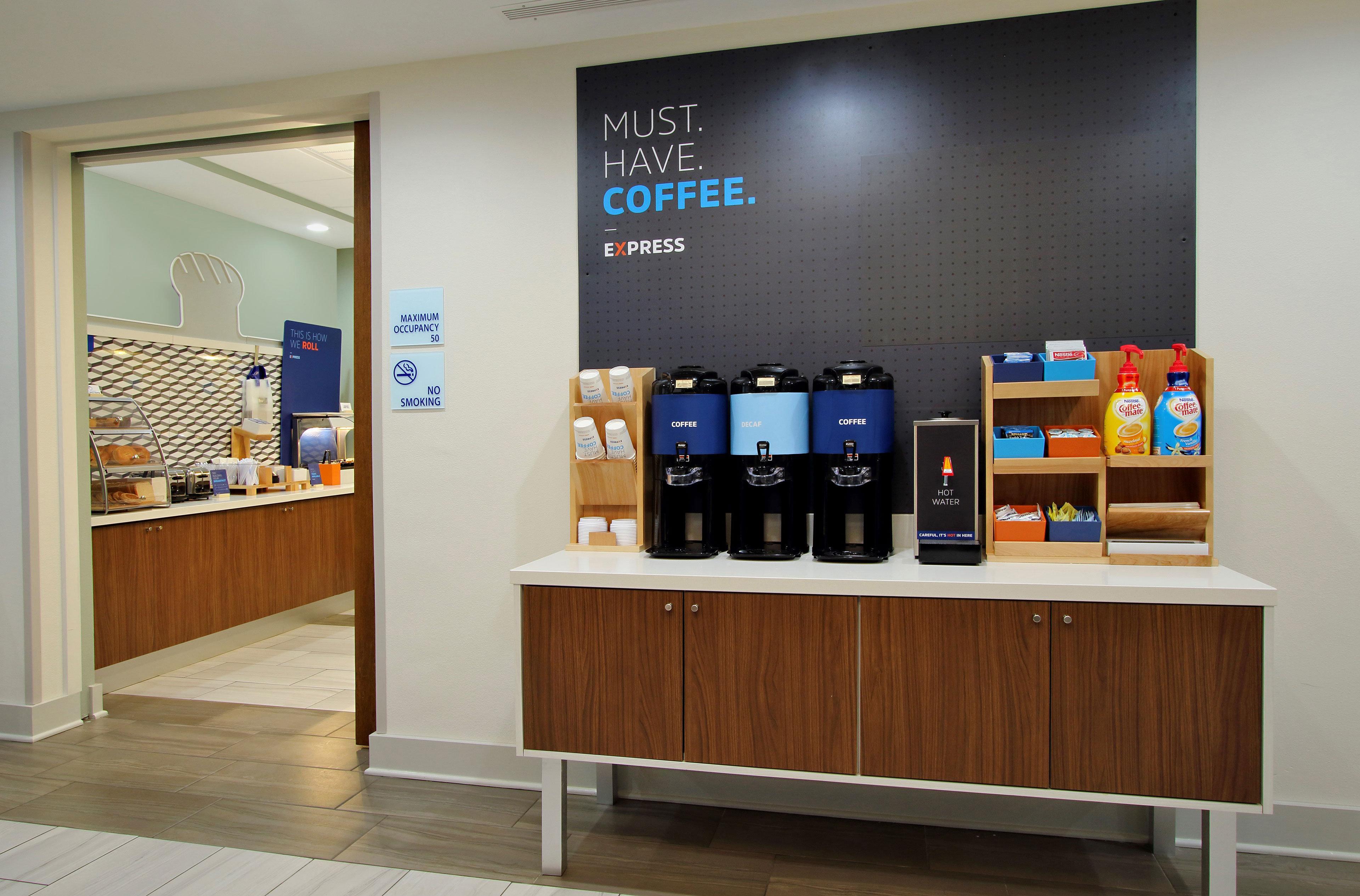 Holiday Inn Express Rome-East By Ihg Exteriör bild