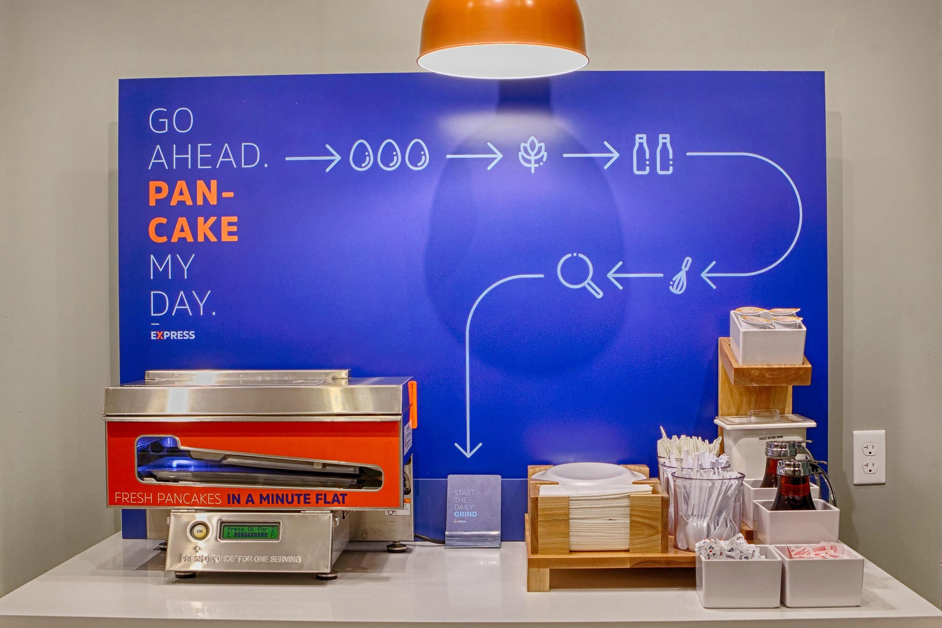 Holiday Inn Express Rome-East By Ihg Exteriör bild