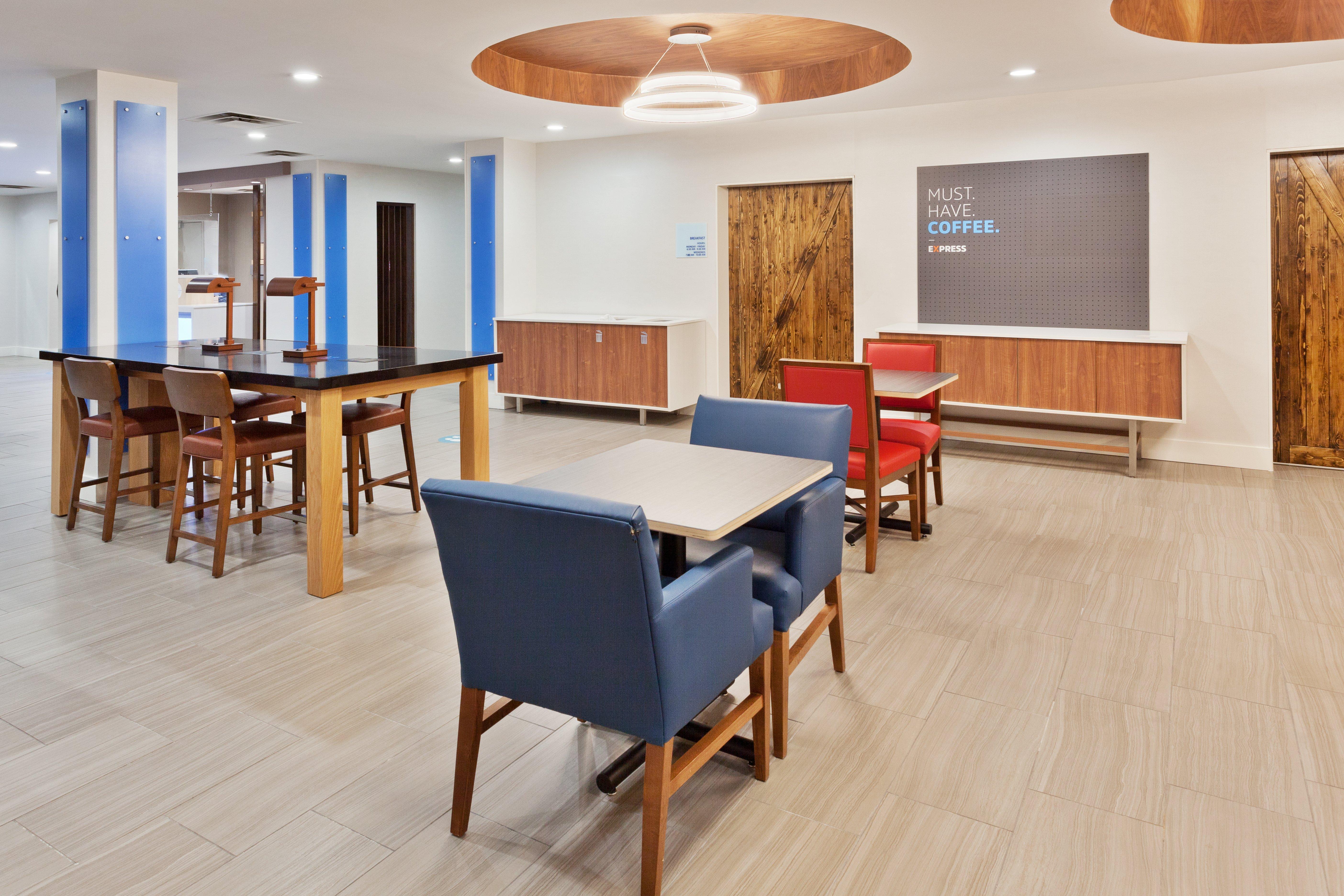 Holiday Inn Express Rome-East By Ihg Exteriör bild