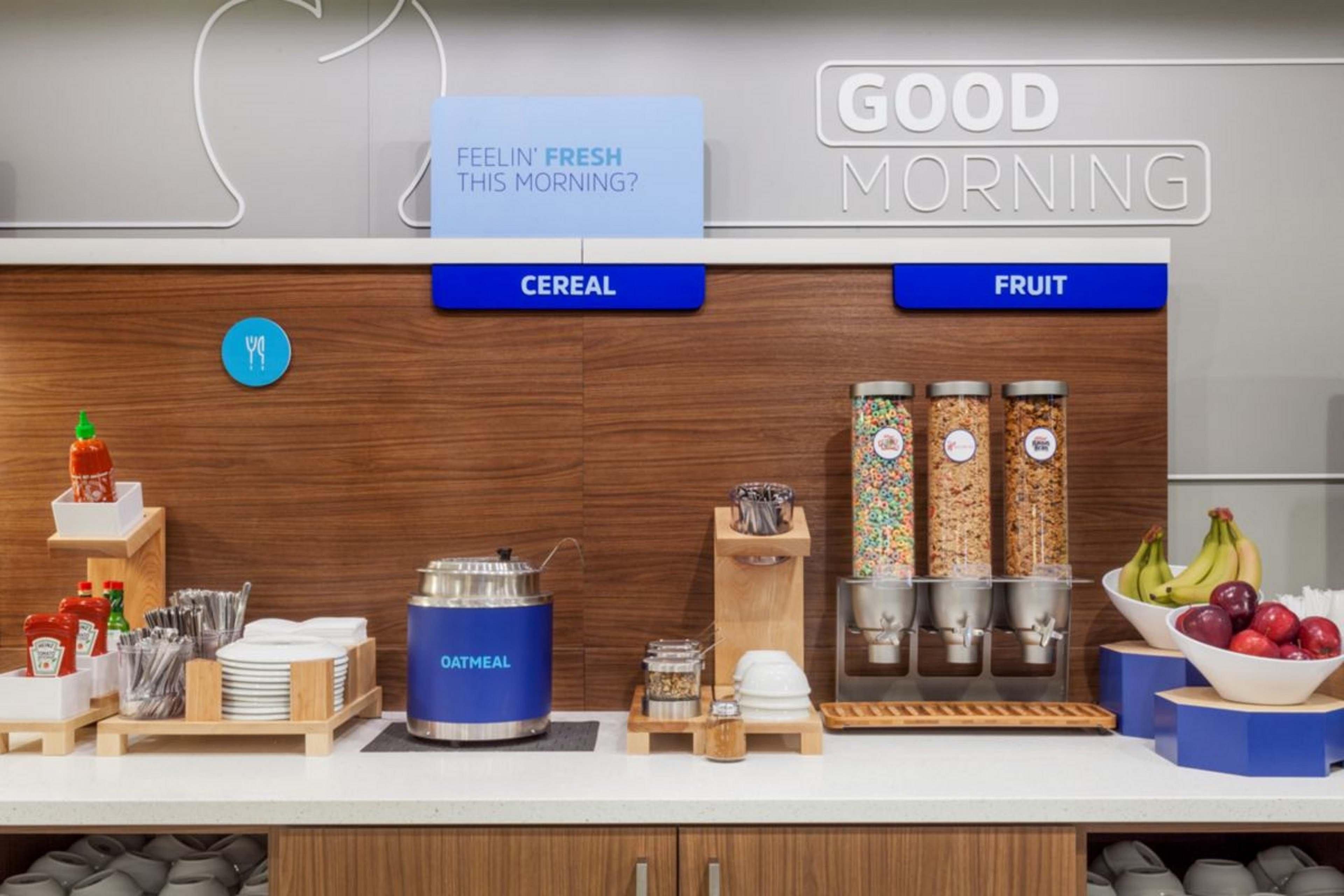 Holiday Inn Express Rome-East By Ihg Exteriör bild