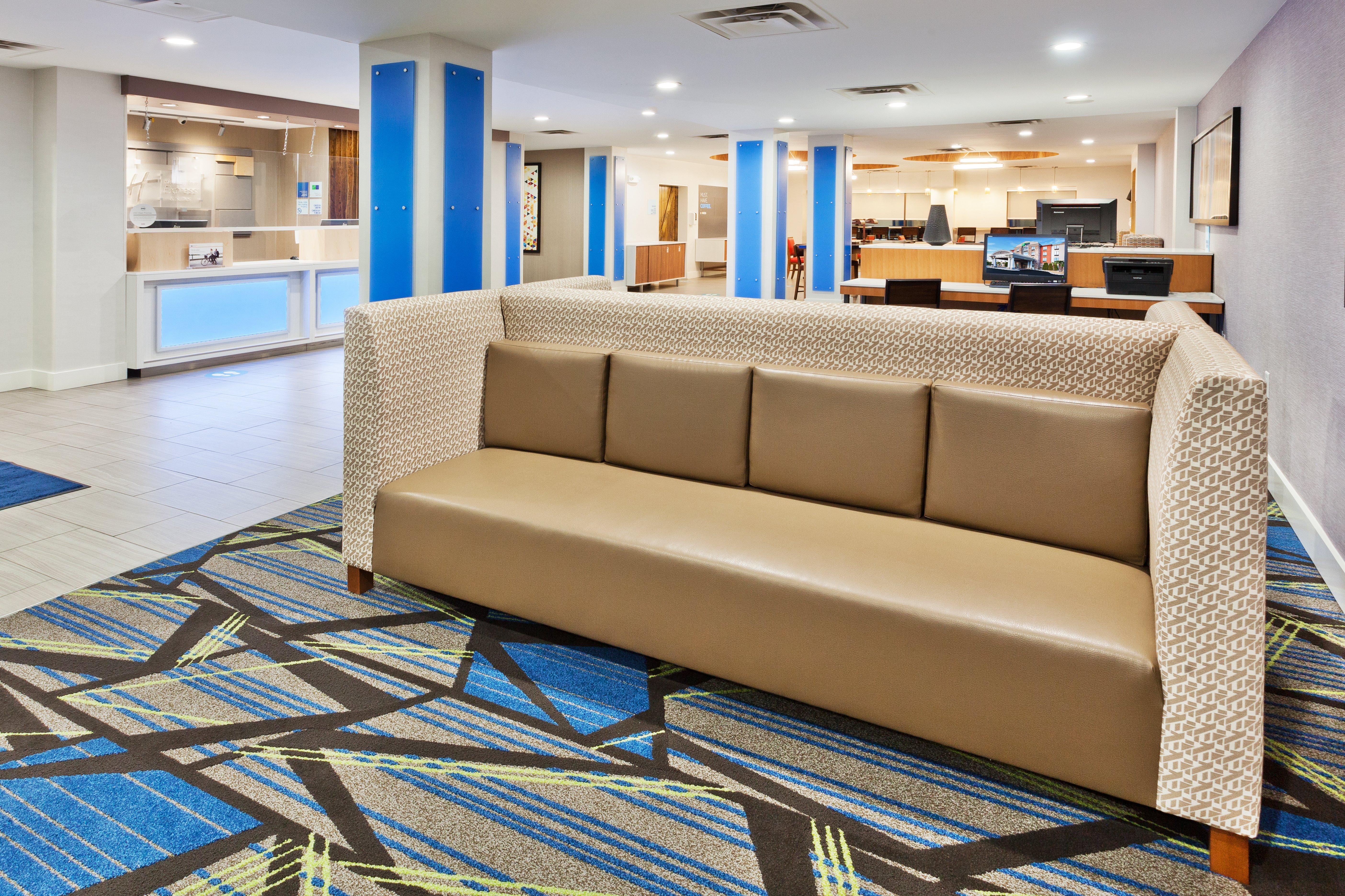 Holiday Inn Express Rome-East By Ihg Exteriör bild